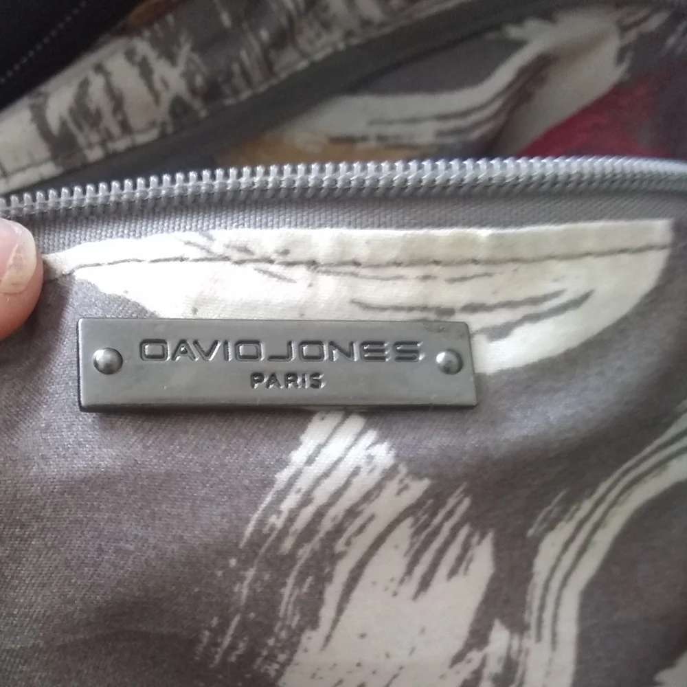Overnight sized tote bag from David Jones Paris